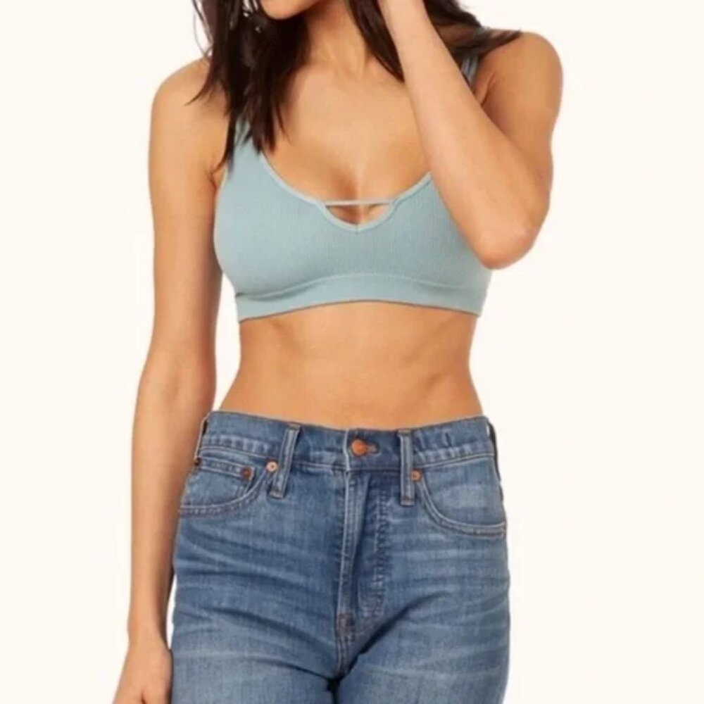 NWT Lively Sky Blue Skinny-Strap Adjustable Seamless Bralette